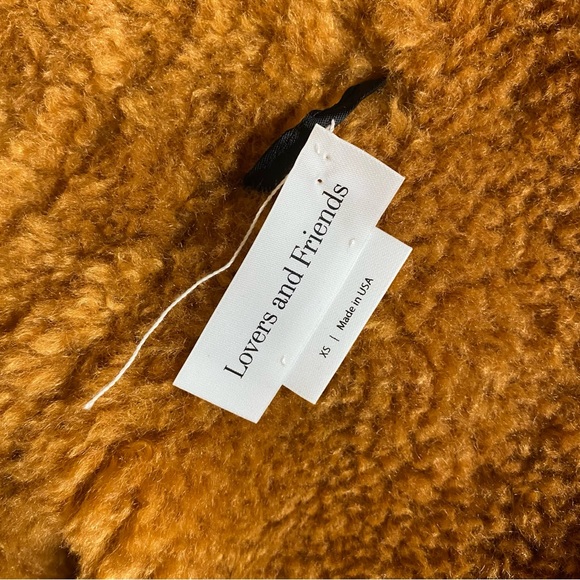 - NEW Lovers + Friends Angelina Faux Fur Teddy Coat Amber BX1 - Picture 7 of 7